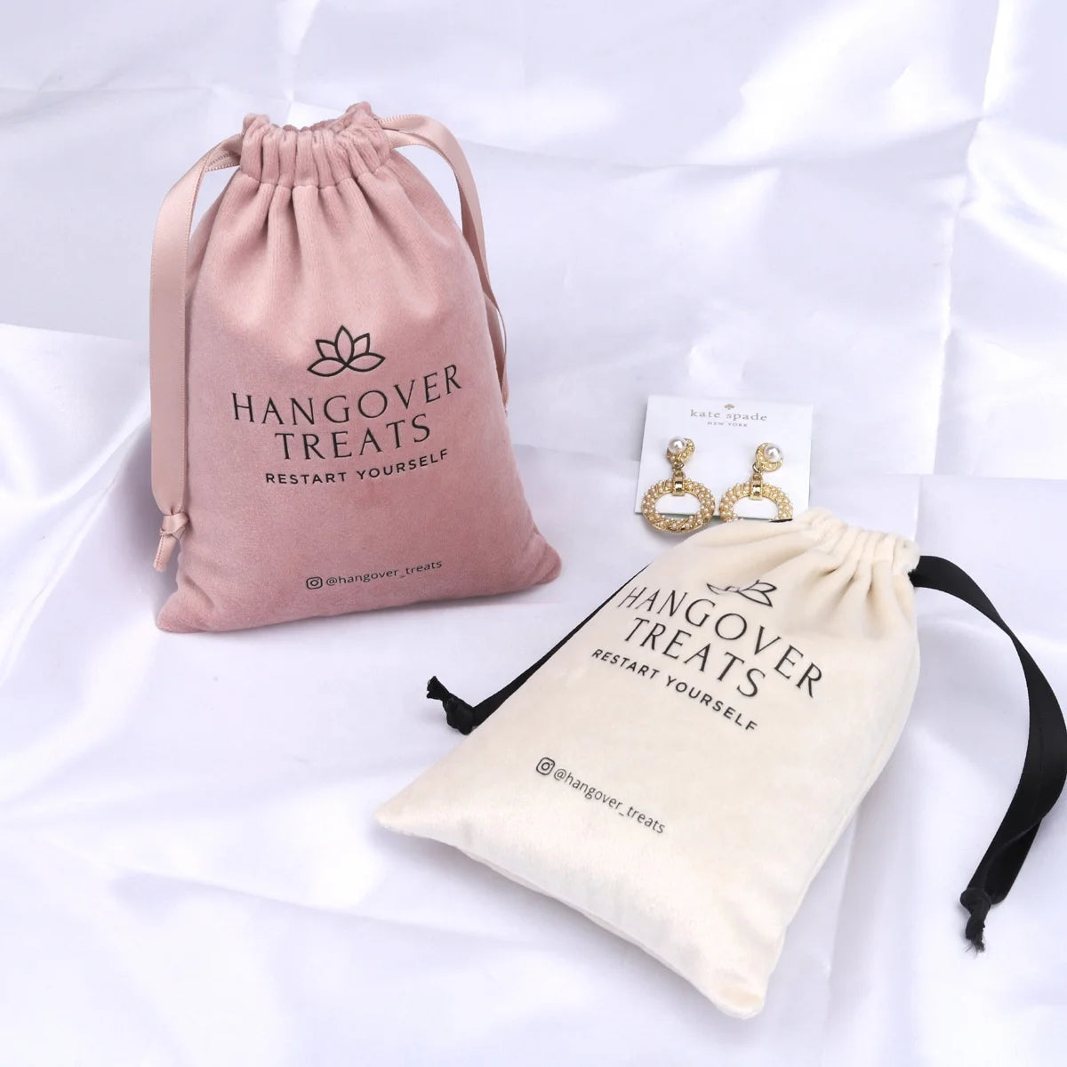 Custom Logo Jewelry Packaging Bags – Luxury Velvet Drawstring Pouch