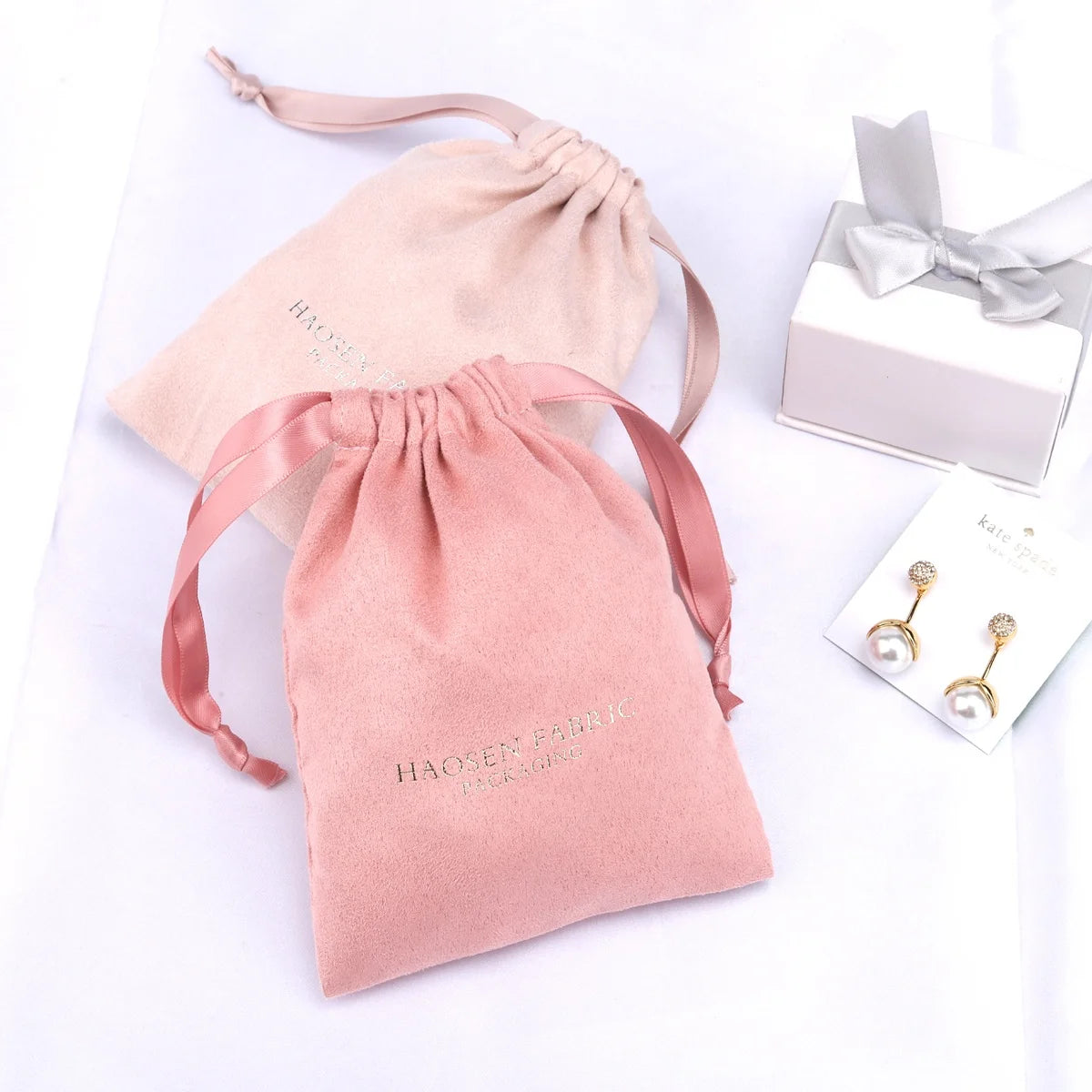 Custom Logo Jewelry Packaging Bags – Luxury Velvet Drawstring Pouch