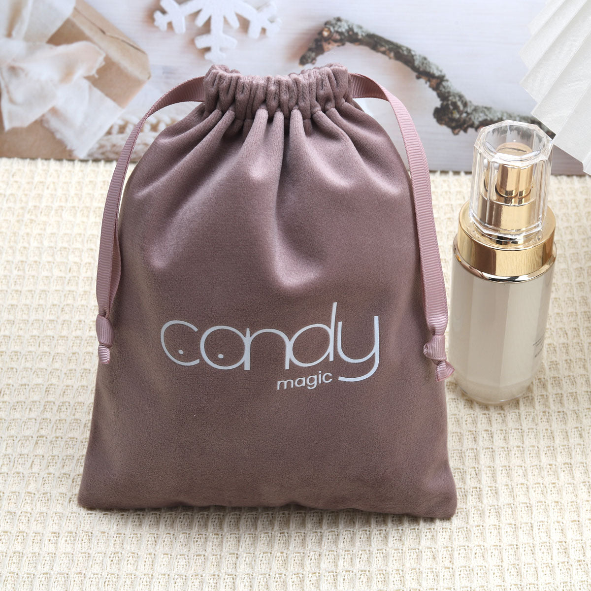 Custom Logo Jewelry Packaging Bags – Luxury Velvet Drawstring Pouch