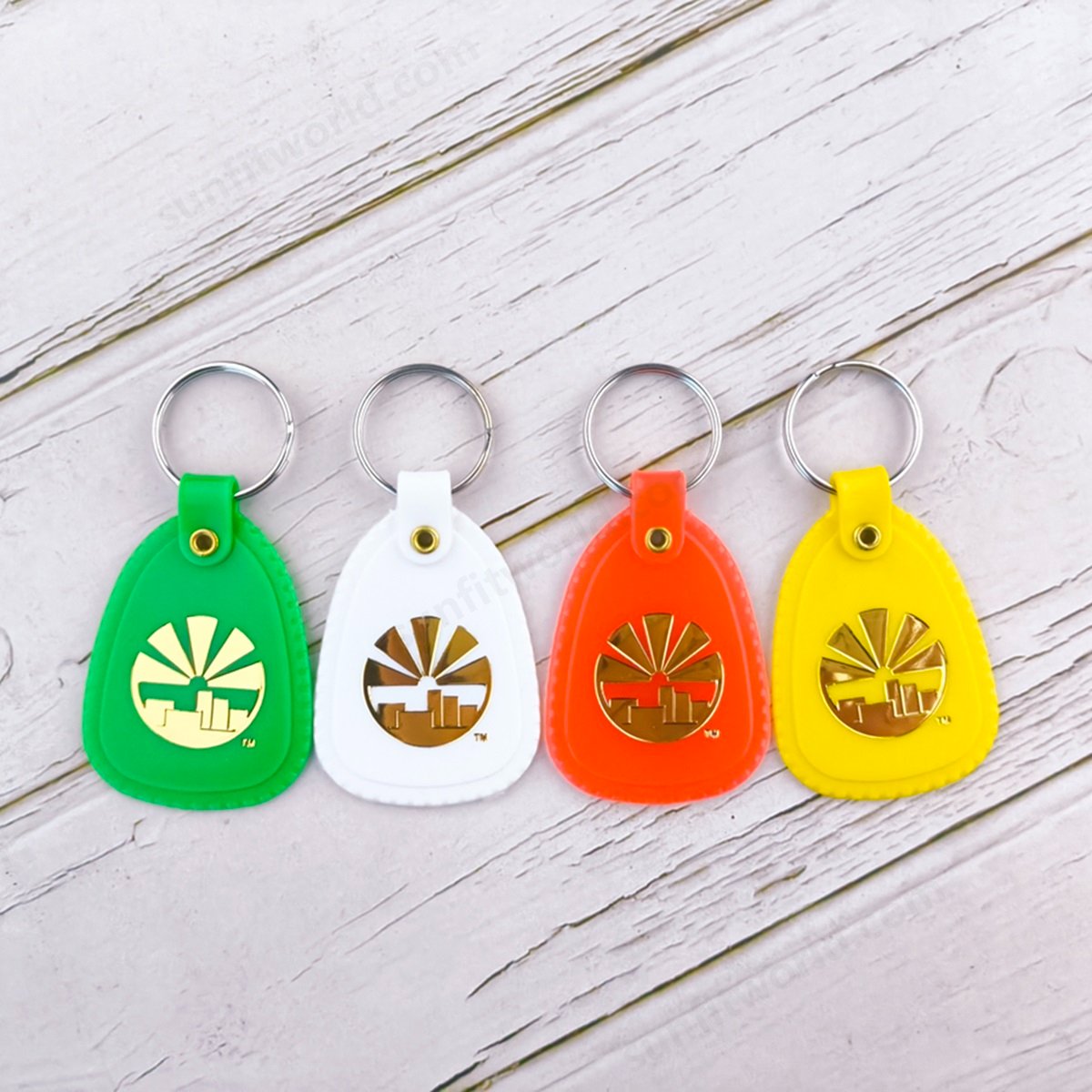 500pcs Vintage Gold Foil Saddle Keychain Key Tag | Designer Keychain Logo