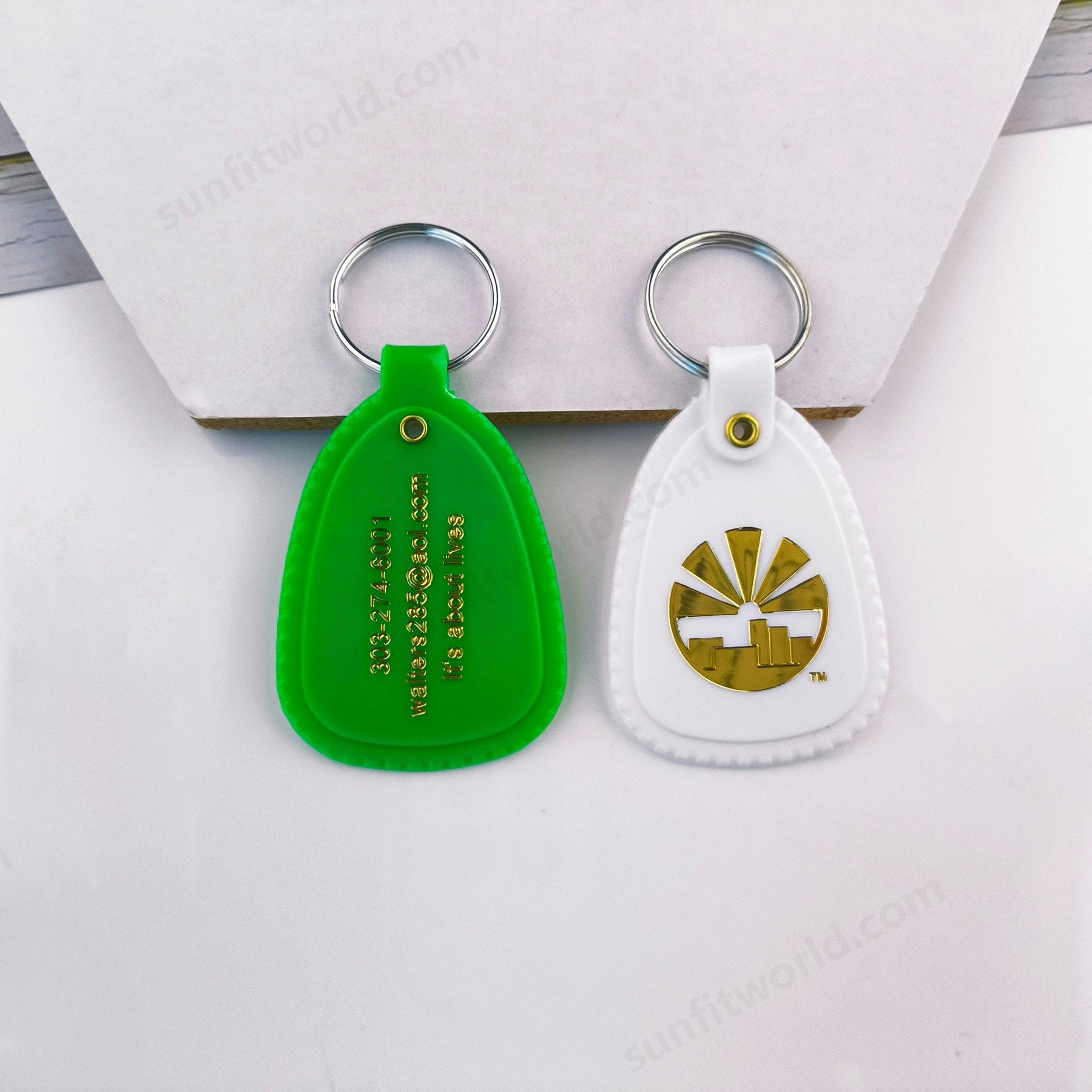 500pcs Vintage Gold Foil Saddle Keychain Key Tag | Designer Keychain Logo