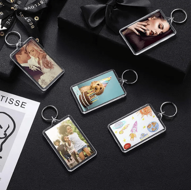 Cutsom Photo Acrylic Keychains Promotion, 2024 New Trend Keyring Weeding Gift Idea Promo