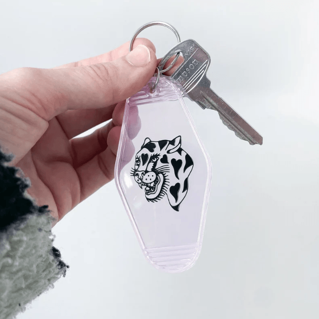 LOW MOQ Custom Transparent Plastic Keychain Hotel Key Tags